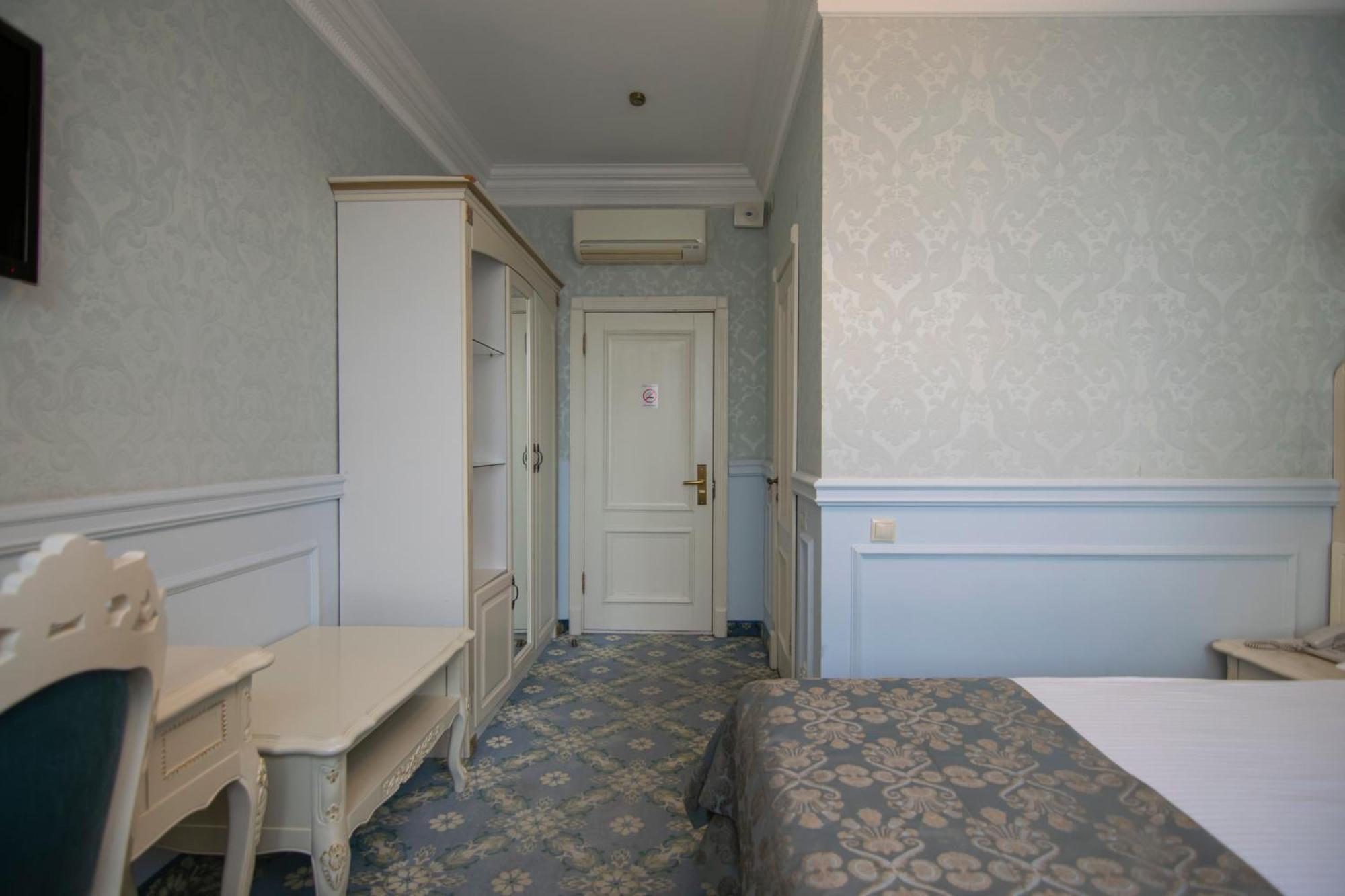 Royal Olympic Hotel Kiev Extérieur photo