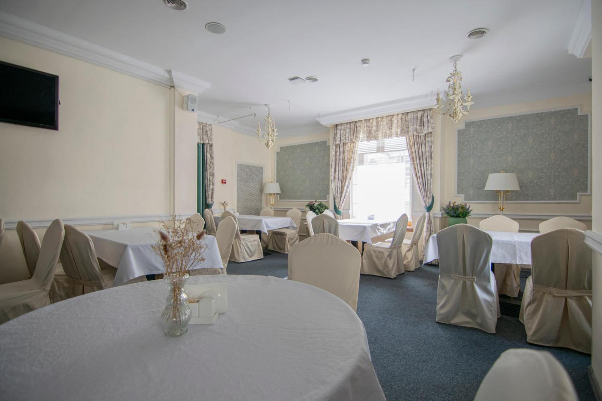 Royal Olympic Hotel Kiev Extérieur photo