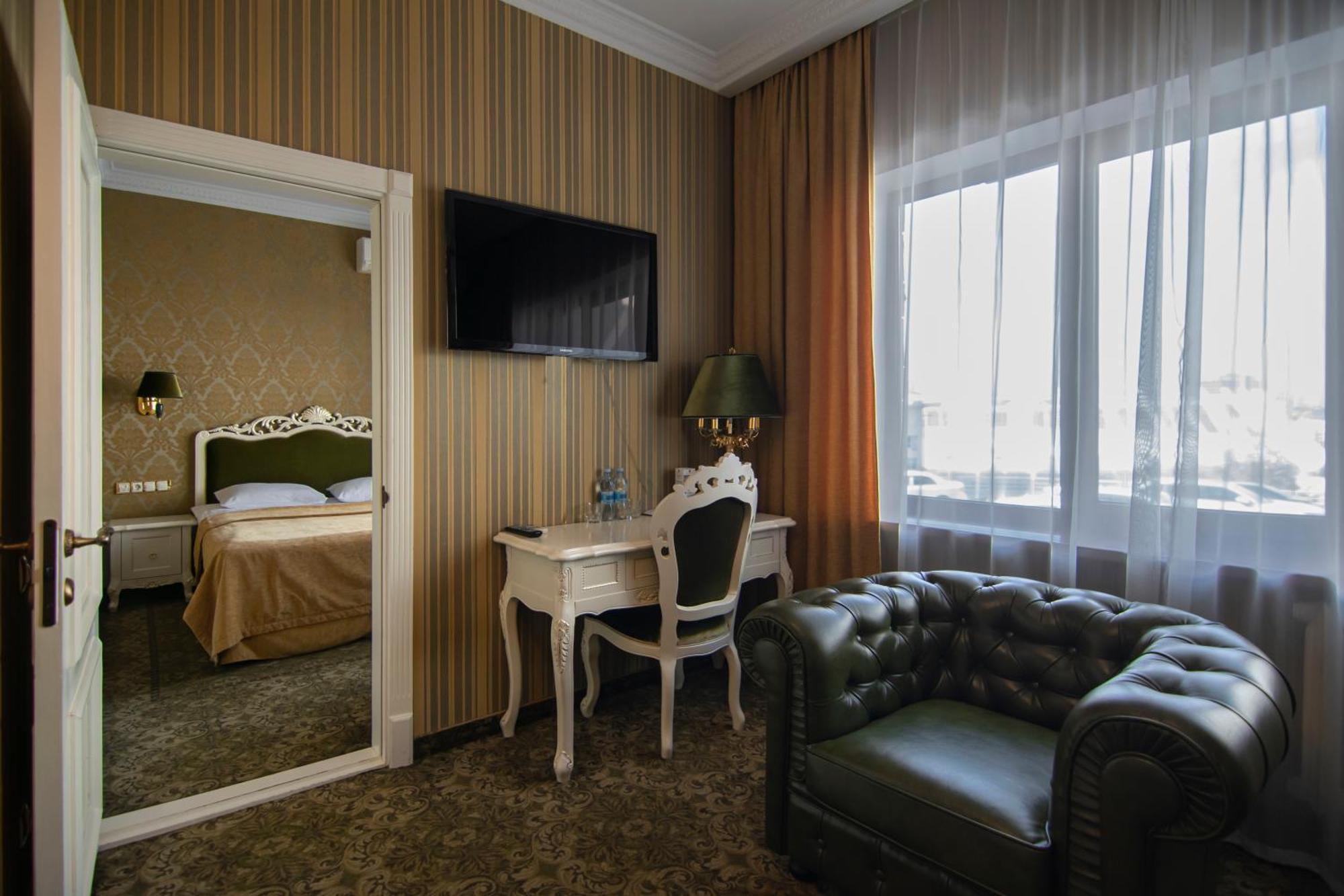 Royal Olympic Hotel Kiev Extérieur photo