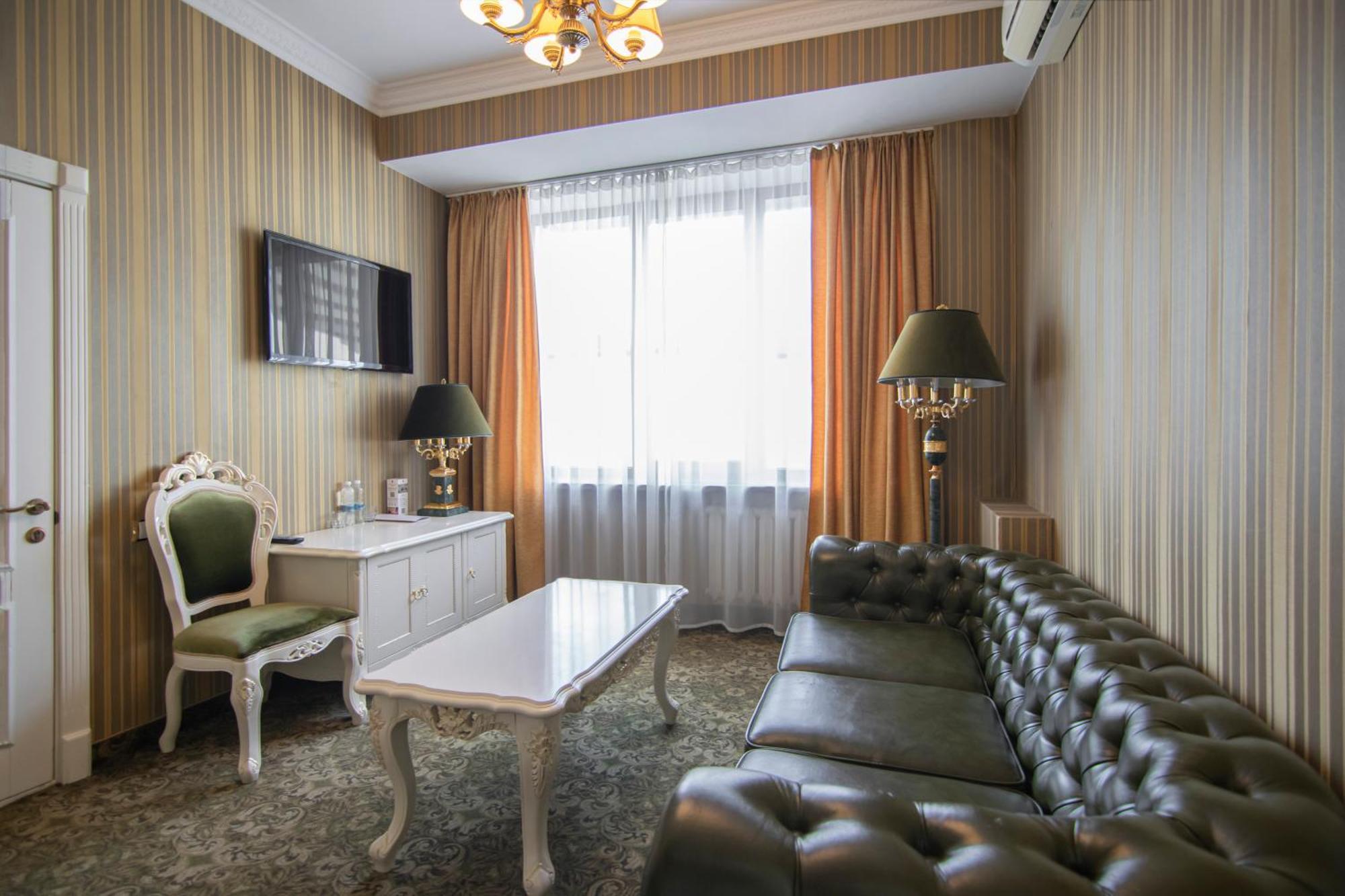 Royal Olympic Hotel Kiev Extérieur photo