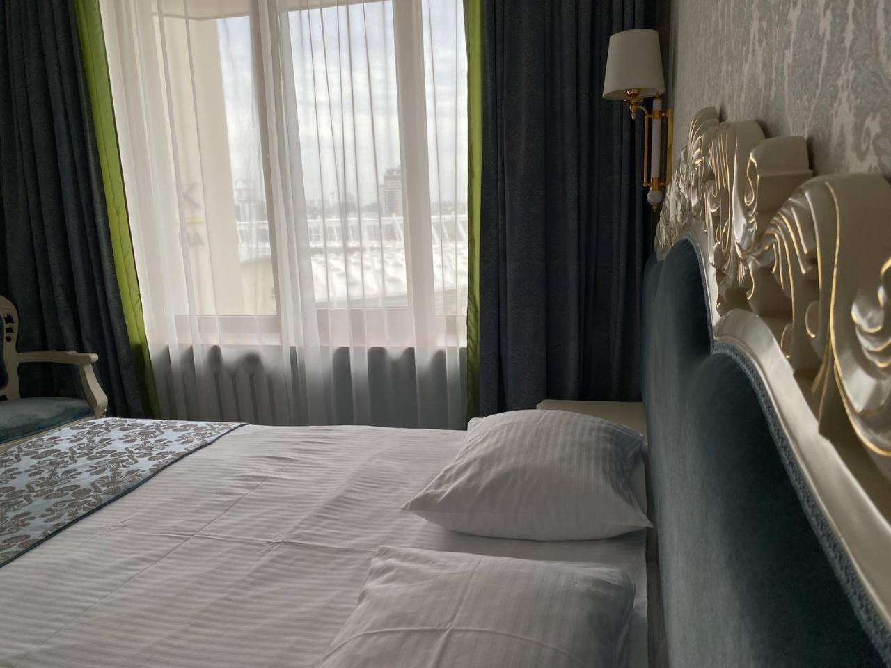 Royal Olympic Hotel Kiev Chambre photo